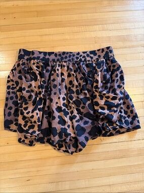 VANS Women's Leopard Print Elastic Waist SKORT - Black and Brown